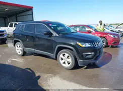 3C4NJDBB4JT299392 2018 JEEP COMPASS