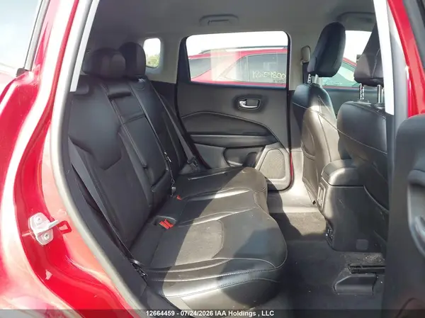 3C4NJDBB4JT307183 2018 JEEP COMPASS - Image 8