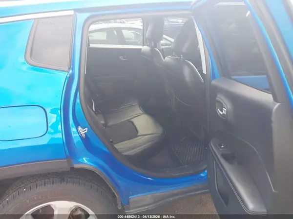 3C4NJDBB4JT308236 2018 JEEP COMPASS - Image 8