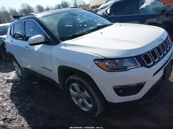 3C4NJDBB4JT314599 2018 JEEP COMPASS