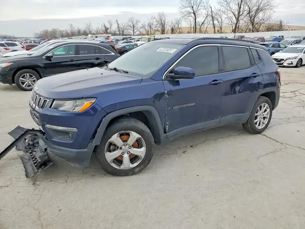 3C4NJDBB4JT316143 2018 JEEP COMPASS - Image 1