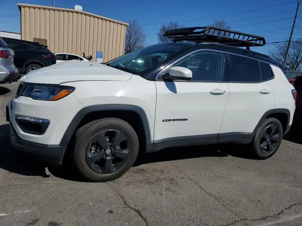 3C4NJDBB4JT316367 2018 JEEP COMPASS - Image 1