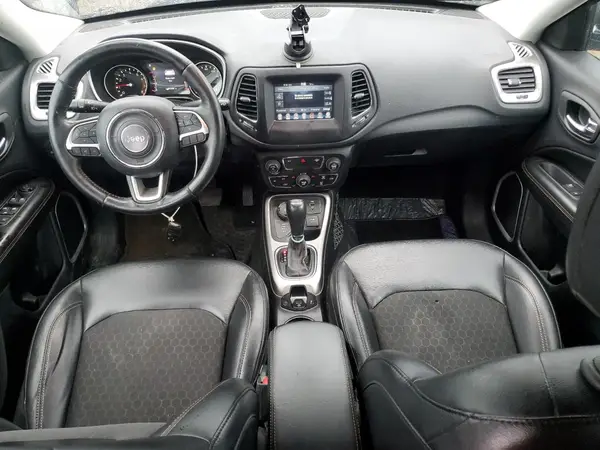3C4NJDBB4JT326249 2018 JEEP COMPASS - Image 8