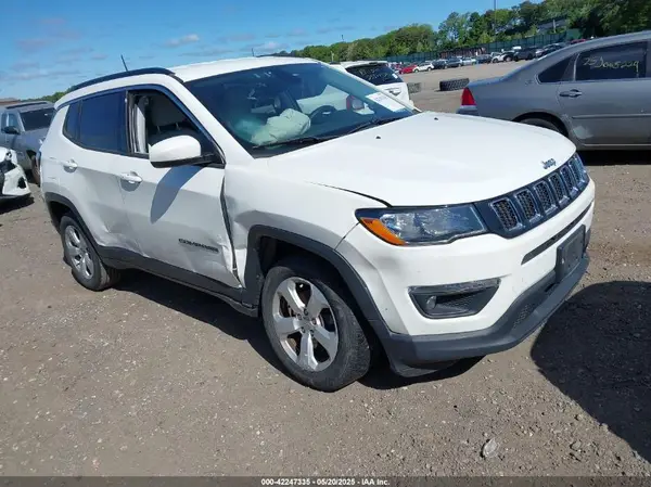 3C4NJDBB4JT346324 2018 JEEP COMPASS - Image 1