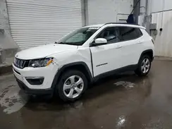 3C4NJDBB4JT350261 2018 JEEP COMPASS
