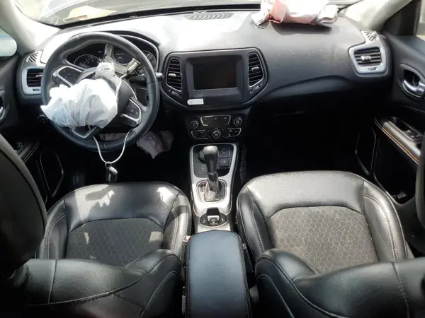 3C4NJDBB4JT355038 2018 JEEP COMPASS - Image 8