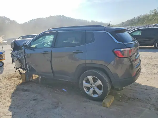 3C4NJDBB4JT359705 2018 JEEP COMPASS - Image 2