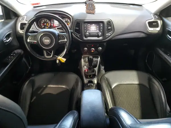 3C4NJDBB4JT360868 2018 JEEP COMPASS - Image 8