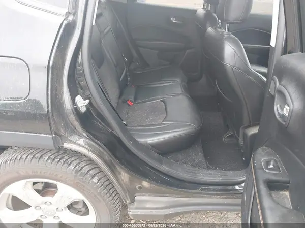 3C4NJDBB4JT362409 2018 JEEP COMPASS - Image 8
