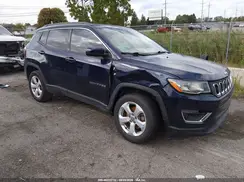 3C4NJDBB4JT366251 2018 JEEP COMPASS