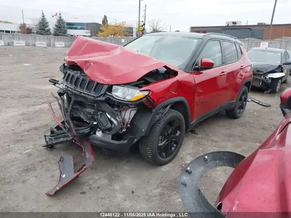 3C4NJDBB4JT394289 2018 JEEP COMPASS - Image 2