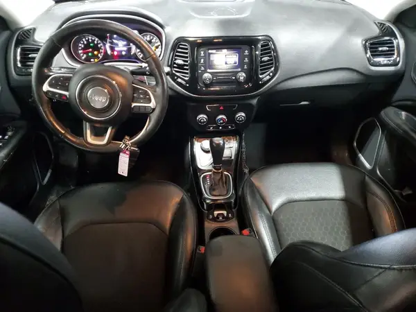 3C4NJDBB4JT394745 2018 JEEP COMPASS - Image 8