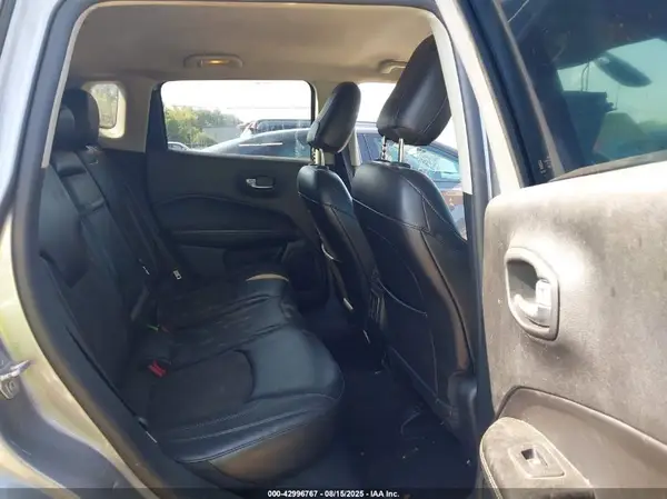 3C4NJDBB4JT397872 2018 JEEP COMPASS - Image 8