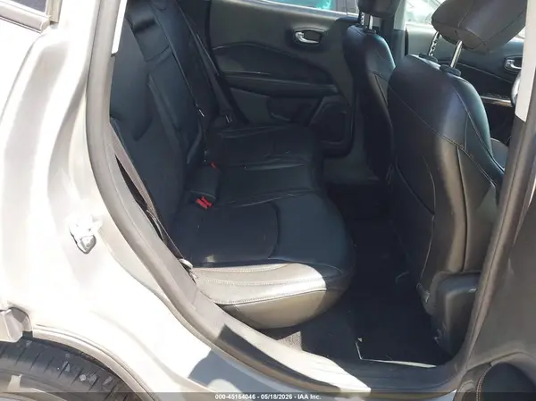 3C4NJDBB4JT398682 2018 JEEP COMPASS - Image 8