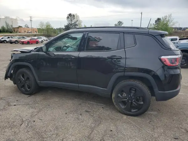 3C4NJDBB4JT402892 2018 JEEP COMPASS - Image 2