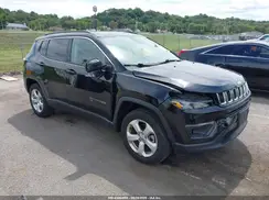 3C4NJDBB4JT403721 2018 JEEP COMPASS