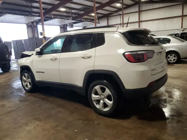 3C4NJDBB4JT409891 2018 JEEP COMPASS - Image 2