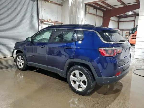 3C4NJDBB4JT423564 2018 JEEP COMPASS - Image 2
