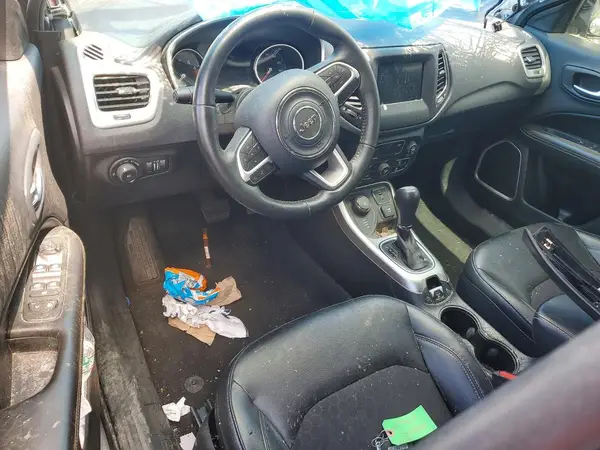 3C4NJDBB4JT434211 2018 JEEP COMPASS - Image 8