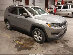 3C4NJDBB4JT434631 2018 JEEP COMPASS