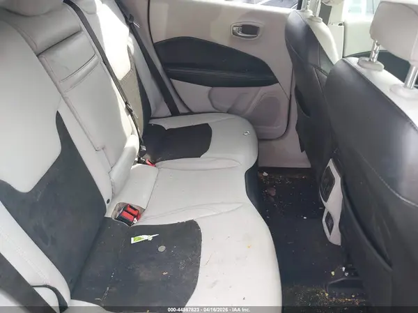 3C4NJDBB4JT434838 2018 JEEP COMPASS - Image 8