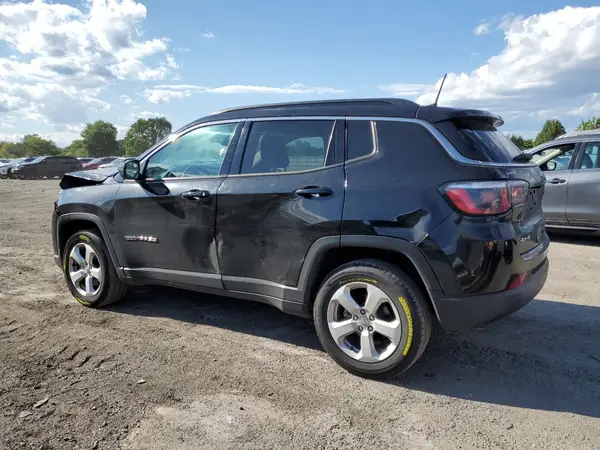 3C4NJDBB4JT455172 2018 JEEP COMPASS - Image 2