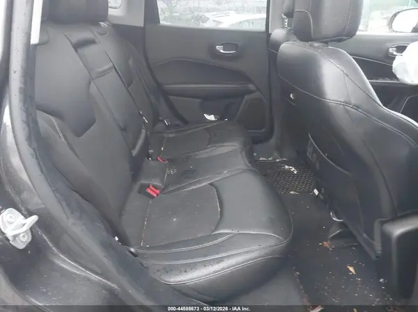 3C4NJDBB4JT455530 2018 JEEP COMPASS - Image 8