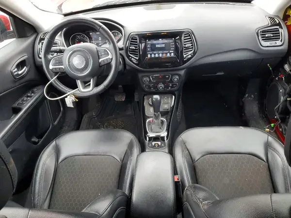 3C4NJDBB4JT456466 2018 JEEP COMPASS - Image 8