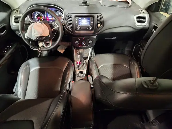 3C4NJDBB4JT457360 2018 JEEP COMPASS - Image 8