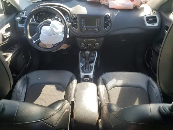 3C4NJDBB4JT479181 2018 JEEP COMPASS - Image 8