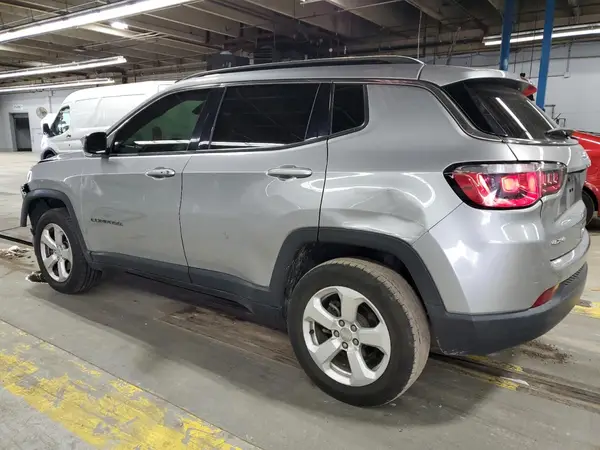 3C4NJDBB4JT482291 2018 JEEP COMPASS - Image 2