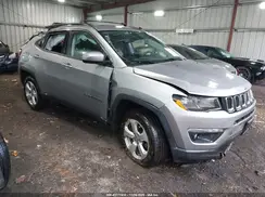 3C4NJDBB4JT484221 2018 JEEP COMPASS