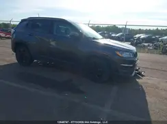 3C4NJDBB4JT493646 2018 JEEP COMPASS