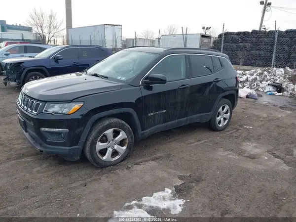 3C4NJDBB4KT595806 2019 JEEP COMPASS - Image 2