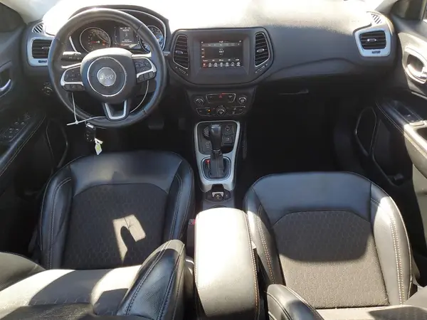 3C4NJDBB4KT598950 2019 JEEP COMPASS - Image 8