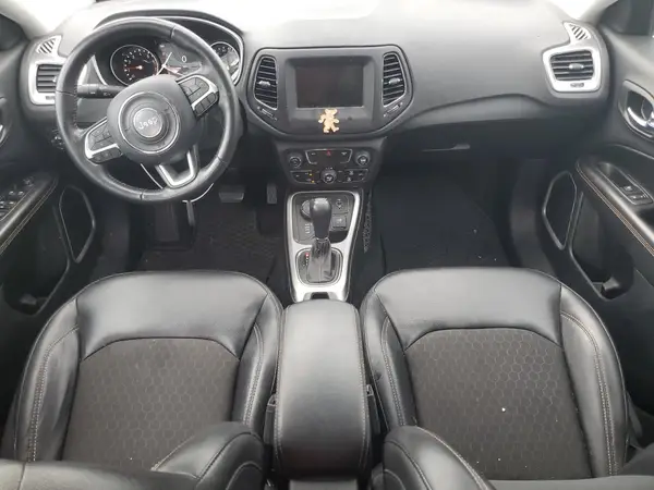 3C4NJDBB4KT600731 2019 JEEP COMPASS - Image 8