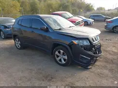 3C4NJDBB4KT617626 2019 JEEP COMPASS