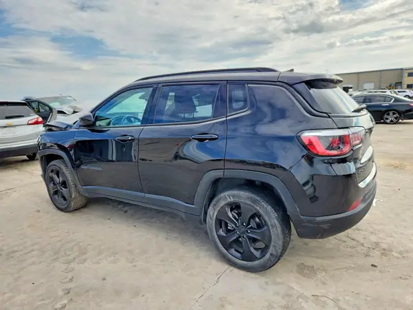 3C4NJDBB4KT621188 2019 JEEP COMPASS - Image 2