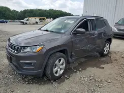 3C4NJDBB4KT628626 2019 JEEP COMPASS