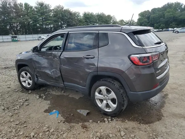 3C4NJDBB4KT628626 2019 JEEP COMPASS - Image 2
