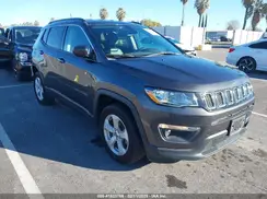 3C4NJDBB4KT641179 2019 JEEP COMPASS