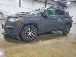 3C4NJDBB4KT647113 2019 JEEP COMPASS