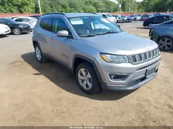 3C4NJDBB4KT647418 2019 JEEP COMPASS