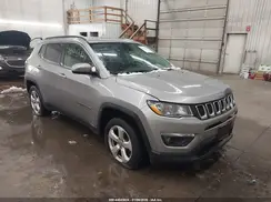 3C4NJDBB4KT649931 2019 JEEP COMPASS