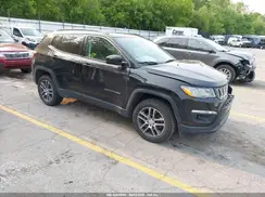 3C4NJDBB4KT653493 2019 JEEP COMPASS