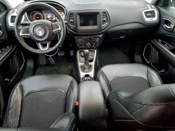 3C4NJDBB4KT656118 2019 JEEP COMPASS - Image 8