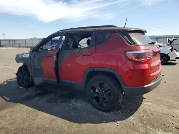 3C4NJDBB4KT657303 2019 JEEP COMPASS - Image 2