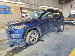 3C4NJDBB4KT661433 2019 JEEP COMPASS