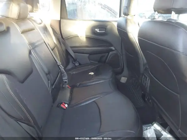 3C4NJDBB4KT665207 2019 JEEP COMPASS - Image 8