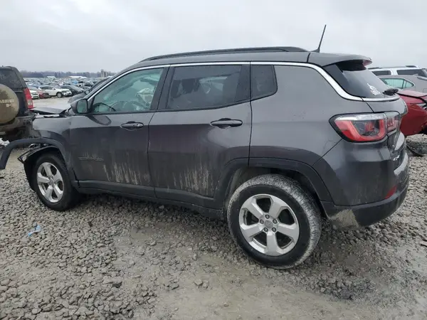 3C4NJDBB4KT670455 2019 JEEP COMPASS - Image 2